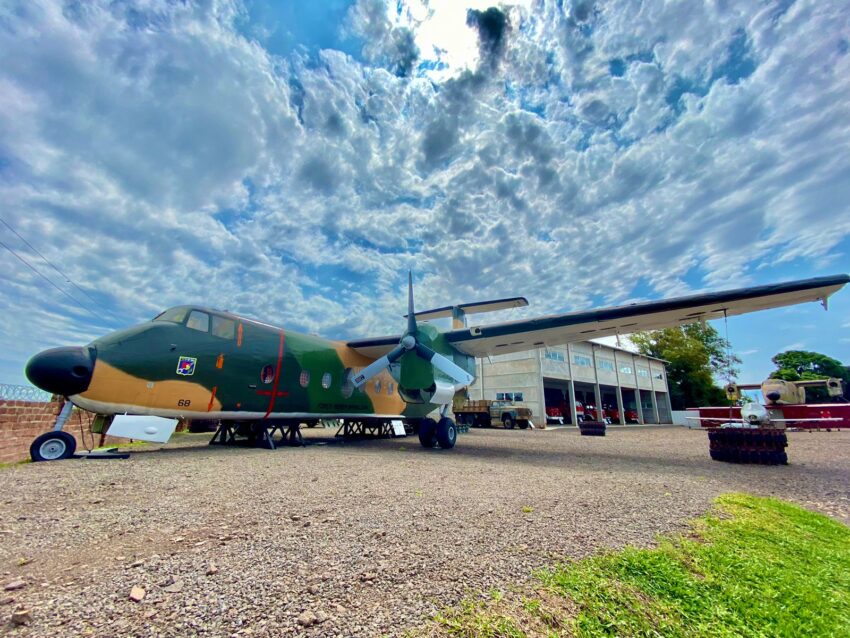 AERONAVE BUFFALO C-115