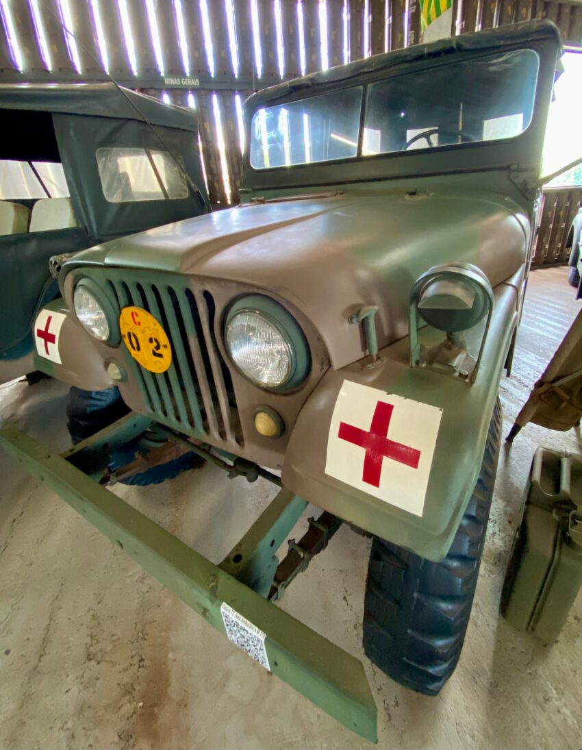 VIATURA JEEP AMBULÂNCIA M – 170