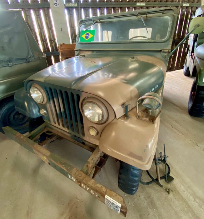 VIATURA JEEP WILLYS RÁDIO CJ5