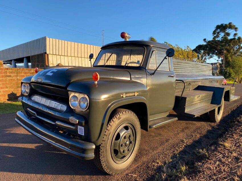 VIATURA T.E. – CARRO-CHOQUE 4×2