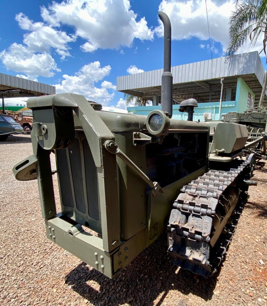 TRATOR ESTEIRA MAZUR D-40
