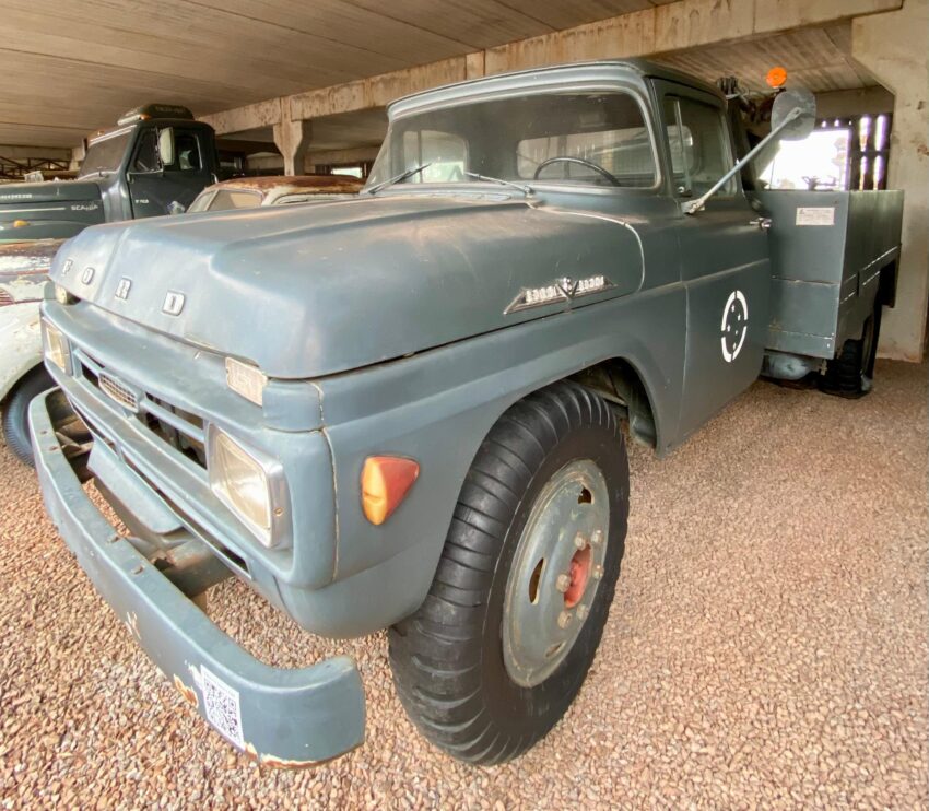 VIATURA CAMINHÃO FORD F600