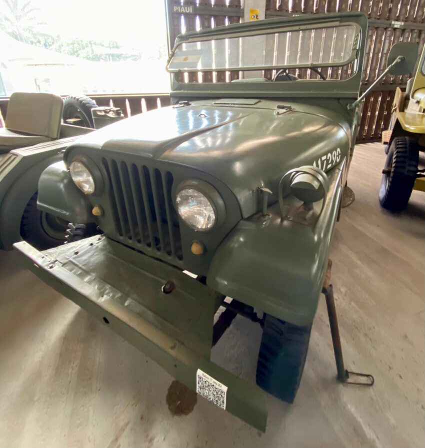 VIATURA JEEP IKA
